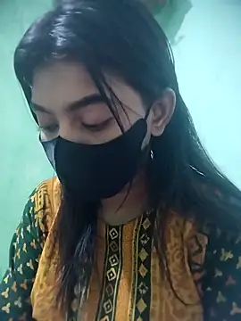 Disha Nur0 online show from March 24, 10:59 pm