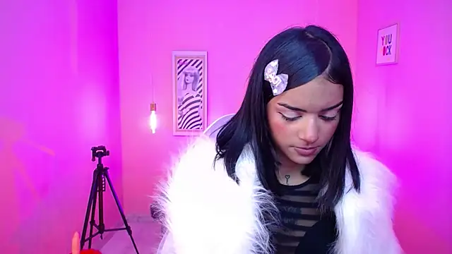 Milu carbajal x online show from November 28, 8:45 pm