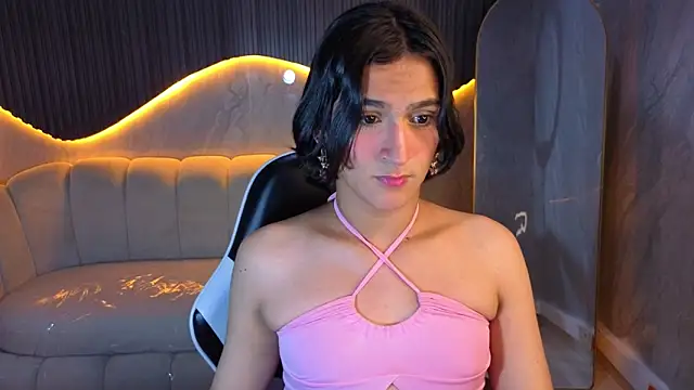 zoe tp online show from February 26, 8:30 pm