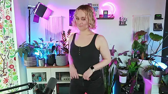 xzoeyryanx online show from January 5, 6:55 pm