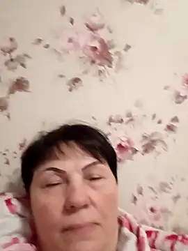 OliviaaSkyy online show from April 10, 9:21 pm