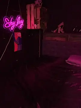 Shy-Ivy online show from April 16, 8:08 pm