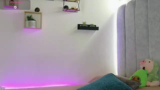  manumontoya online show from February 4, 4:43 pm