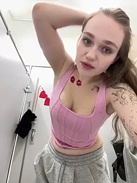 RussianWoman online show from February 14, 3:30 am