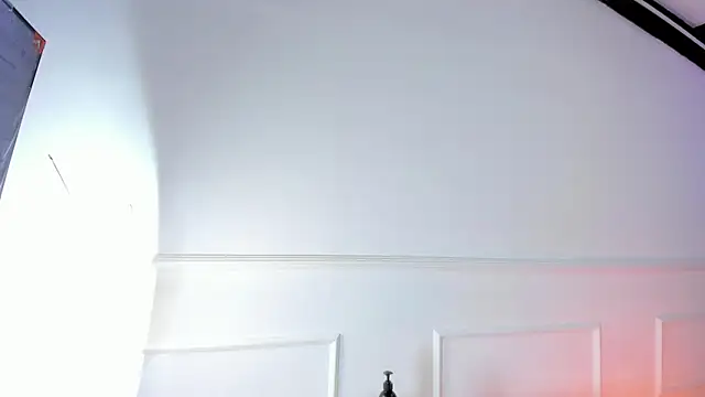 Sienarosewood online show from April 2, 4:21 am