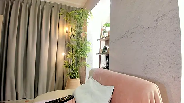IsabelaStefano online show from May 29, 3:37 am