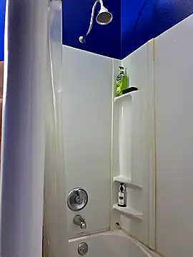 living420 online show from December 23, 6:06 am