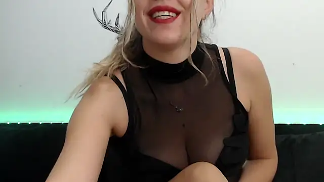 sweetl30 online show from February 18, 6:12 am