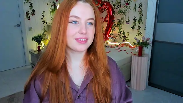 AirySilhouette online show from March 14, 4:08 pm