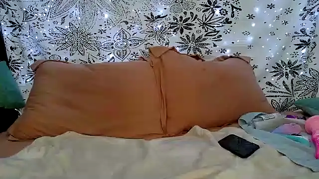 sareberr420 online show from February 2, 3:11 pm