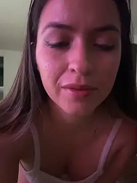 Little  Danni1 online show from March 2, 3:28 am