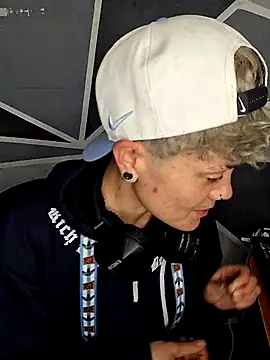 megan NL online show from February 5, 2:58 am