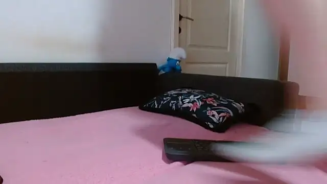 Erii18 online show from April 7, 11:23 am