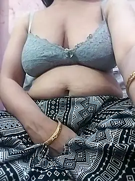 Priya Sharma04 online show from March 26, 8:43 pm