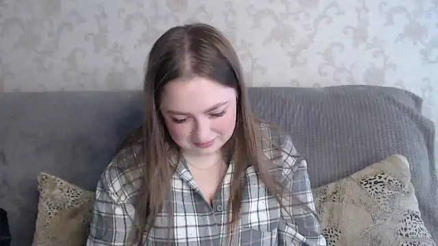 GirlPlayer online show from June 13, 8:01 am