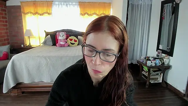 Charlotte-Willson online show from June 1, 9:49 pm