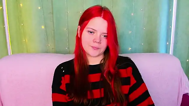 KellyFiery online show from April 12, 8:39 am