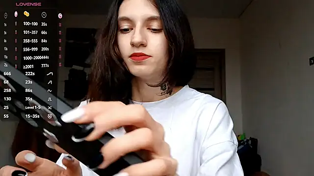 KennaElse online show from November 24, 7:21 am