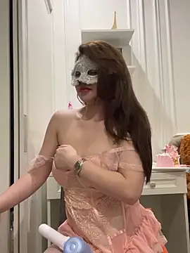 Queen-of-Love online show from April 2, 5:54 pm