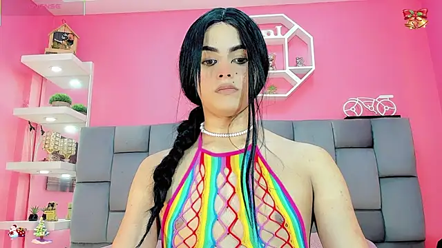 DaleskaSanchez online show from December 18, 8:35 pm