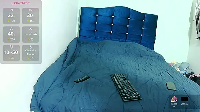 ashleey palmer online show from April 9, 7:47 am