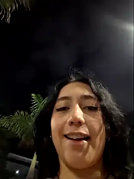 Eveeelyn25 online show from June 20, 12:25 am