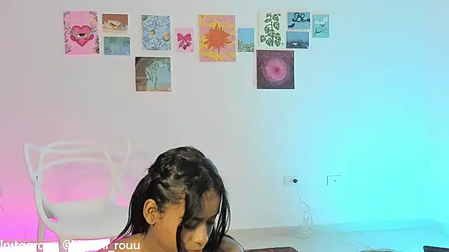 melrousses online show from December 1, 3:10 am