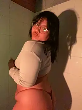 mia jason online show from April 13, 8:31 pm