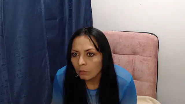 Paolahotty online show from December 14, 10:48 pm