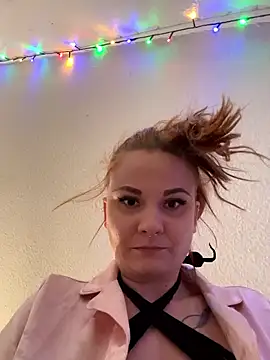 Fiebie licios online show from February 16, 9:53 am