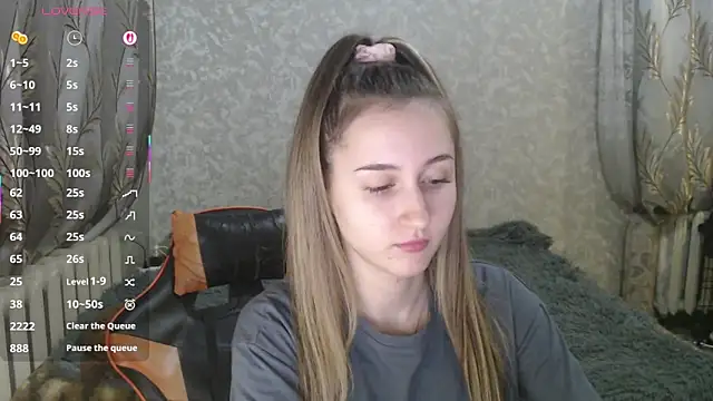 Ave Costly online show from December 21, 4:55 pm