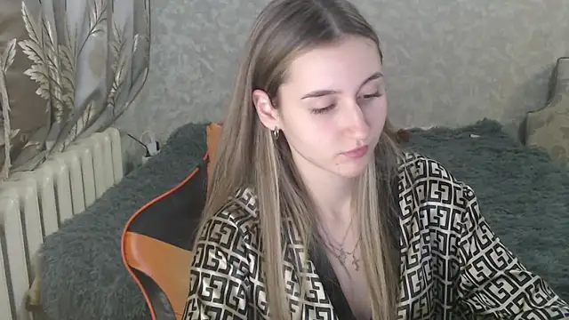 Ave Costly online show from December 4, 2:41 pm