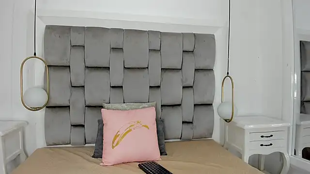 gaby smit   online show from December 15, 11:59 am