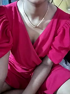 RASHMI SHARMA9 online show from January 6, 7:06 pm