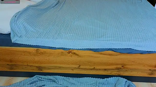 emily wildflower online show from November 28, 9:12 am