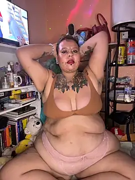 poisonvuitton online show from June 11, 5:37 am