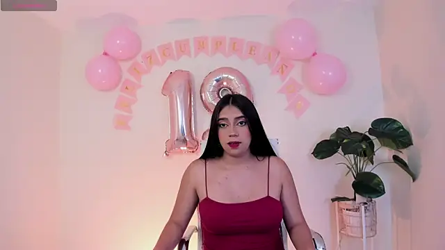 luna cute   online show from February 20, 8:20 pm