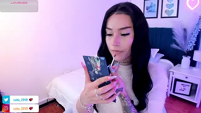 megan rosse11 online show from November 29, 5:00 am