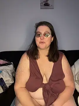 bea french curvy online show from March 7, 3:52 pm