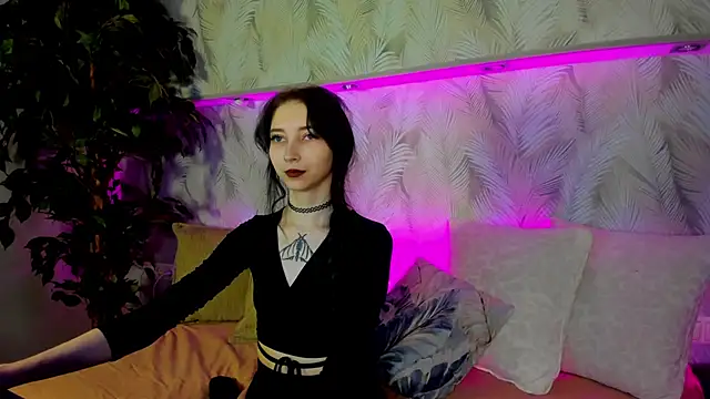 Ellen Hops online show from March 20, 8:08 am