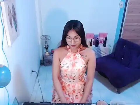 Sweet kendall xxx online show from April 7, 8:11 pm