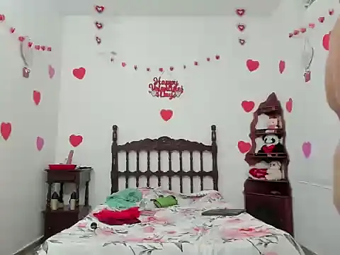 mia joshua online show from February 11, 1:34 pm