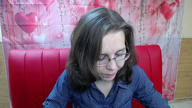 DaisyEdit online show from February 15, 6:27 am