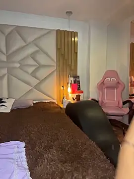 coraline vera online show from March 20, 7:52 pm