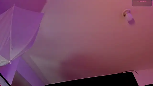 MoliBunny online show from April 7, 5:20 am