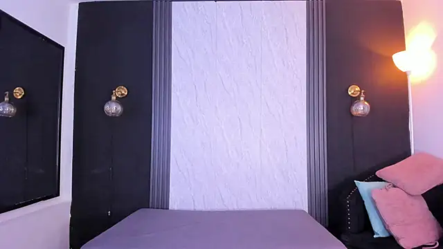 scarlett jhon online show from December 5, 3:13 pm