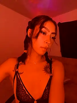 Ounla Sweet online show from April 21, 5:25 am