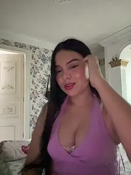 sweet ruby  online show from May 14, 11:54 pm