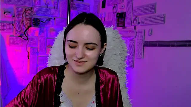 KateWillows online show from March 27, 4:36 am