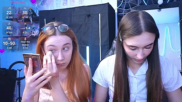 sunny luna online show from February 20, 3:13 pm